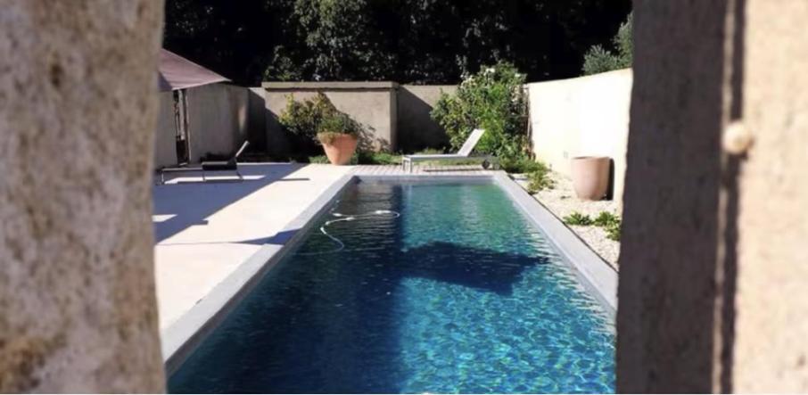 Les Madones Lägenhet Nîmes Exteriör bild